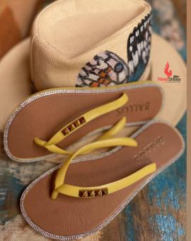 Rasteirinha Chinelo com Strass