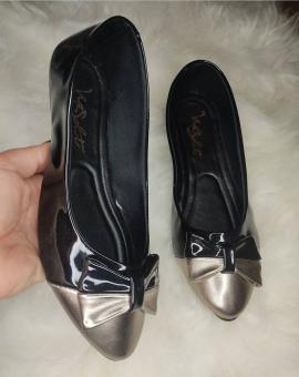 Sapatilha Feminina Verniz Preta com Laço