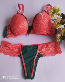 Conjunto de Sutiã de Renda com Bojo