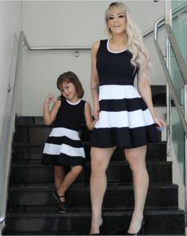 Vestido Mãe e Filha Curto Rodado no Crepe de Malha