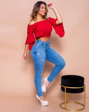 calca-jeans-feminina-cintura-alta-clara-atacado-rua-44-goiania-2 
