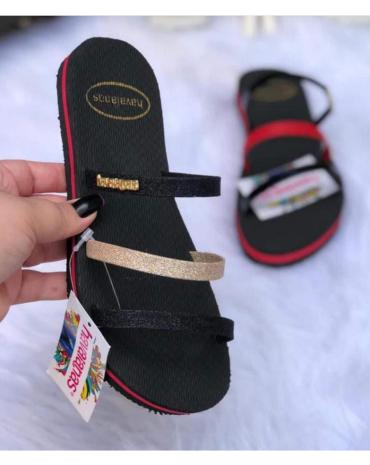 chinela-feminina-modelo-havaianas-preta-tiras-atacado-rua-44-goiania 