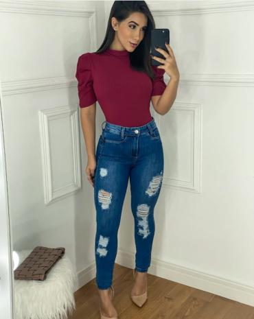 calca-jeans-feminina-cintura-alta-com-destroyed-atacado-rua-44-goiania-2 