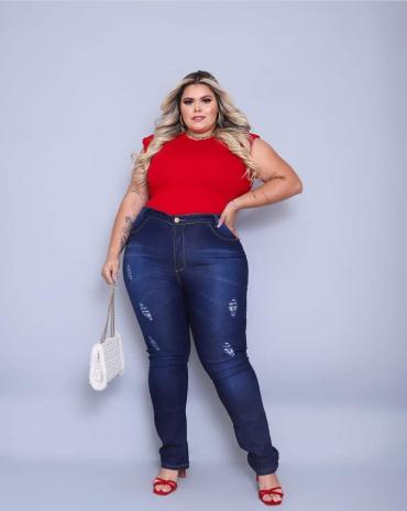calca-jeans-feminina-plus-size-cintura-alta-com-destroyed-atacado-rua-44-goiania 