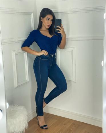 calca-jeans-feminina-skinny-cintura-alta-escura-atacado-rua-44-goiania-2 