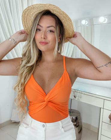 body-feminino-canelado-de-alcinha-com-bojo-atacado-rua-44-goiania-2 