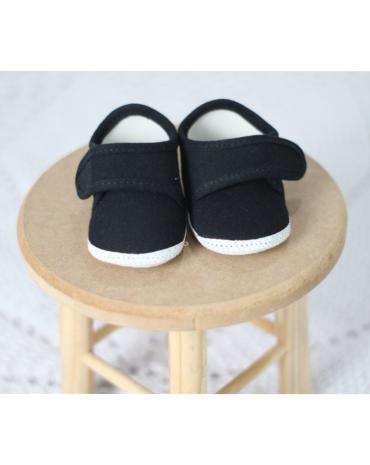 sapatinho-de-bebe-masculino-recem-nascido-atacado-rua-44-goiania 