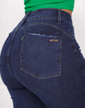 Calça Jeans Feminina Básica Skinny Azul Escura na Rua 44 Goiania