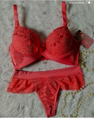 conjunto-lingerie-de-renda-com-bojo-calcinha-tanga-atacado-rua-44-goiania 