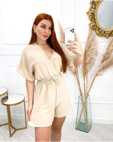 macaquinho-curto-de-manguinha-com-lastex-e-decote-v-atacado-rua-44-goiania 