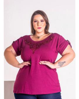 Blusa Plus Size Feminina de Manguinha com Guipir