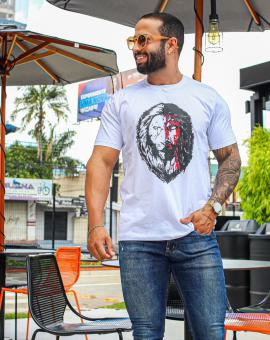 T-Shirt Masculina Estilosa Estampada