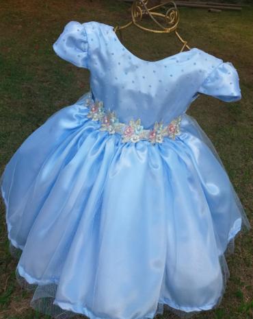 vestido-infantil-luxo-saia-de-tule-com-bordado-e-laco-nas-costas-atacado-rua-44-goiania 