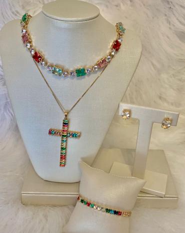 conjunto-colar-brinco-e-pulseira-cravejado-colorido-atacado-rua-44-goiania 