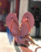 Sandália Havaianas Feminina Slim com Brilho na Rua 44 em Goiânia