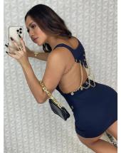 Vestido Curto Colado Preto com Corrente Atacado na Rua 44 em Goiânia