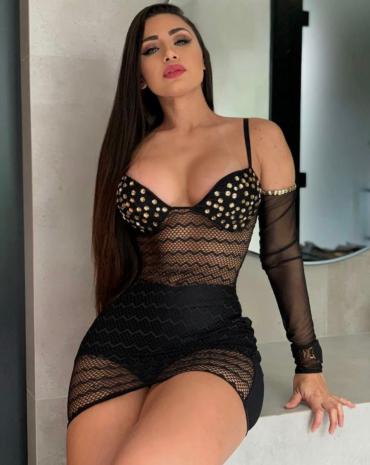 vestido-preto-curto-colado-transparente-atacado-rua-44-goiania 