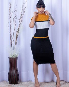Vestido Tricô Midi Justo de Manguinha