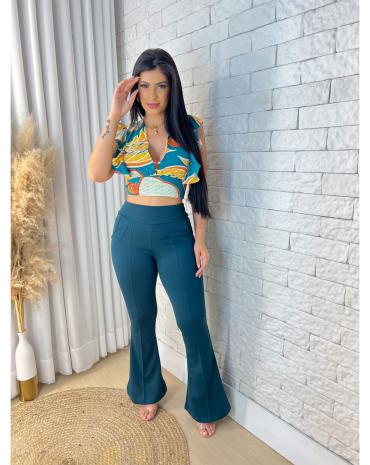 calca-flare-montaria-tecido-grosso-cintura-alta-atacado-rua-44-goiania 