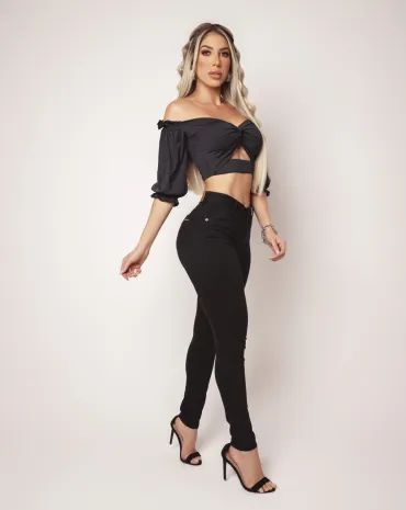 calca-jeans-feminina-cintura-alta-preta-atacado-rua-44-goiania-2 