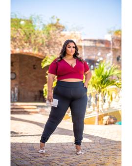 Calça Montaria Plus Size Tecido Grosso Preta