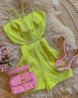 Macaquinho Feminino Curto Soltinho