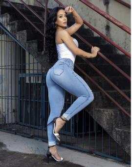 Calça Jeans Feminina Cintura Alta Clara Barra Dobrada