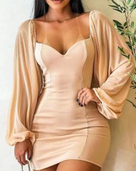 Vestido Curta Manga Longa de Tule Bufante