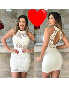 Vestido Curto Colado Branco Detalhe em Renda