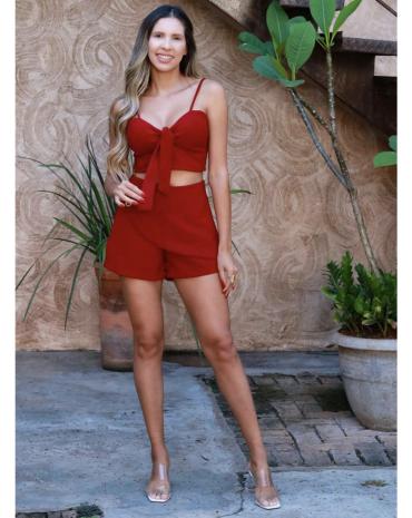 conjunto-feminino-de-linho-short-saia-e-cropped-atacado-rua-44-goiania 