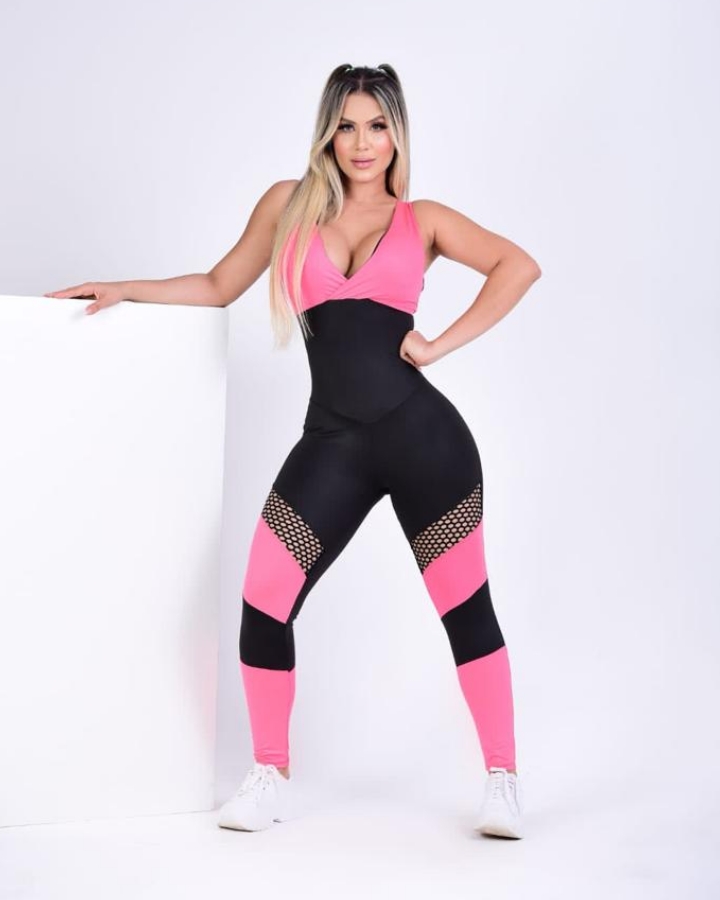 https://www.lojavirtual44.com.br/wp-content/uploads/2023/02/roupa-de-academia-feminina-macacao-atacado-rua-44-goiania-zafora-moda-fitness.jpg