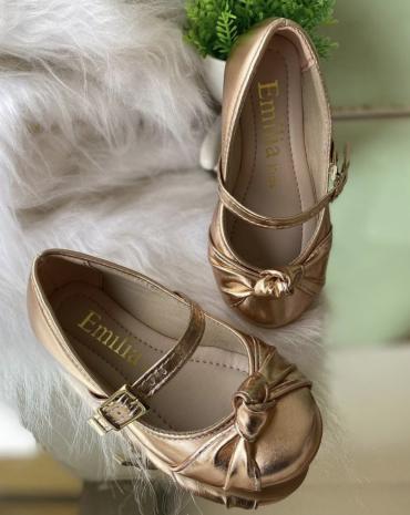 sapatilha-infantil-dourada-de-princesa-atacado-rua-44-goiania 