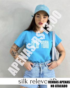 T-Shirt Estilosa Feminina com Silk 3D