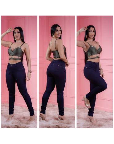 calca-jeans-feminina-cintura-alta-escura-basica-atacado-rua-44-goiania-2 