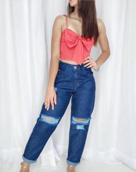 Calça Mom Rasgadinha no Joelho