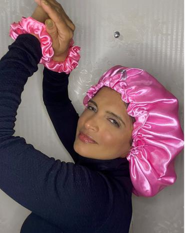 touca-de-cetim-e-xuxinha-de-elastico-scrunchies-atacado-rua-44-goiania 