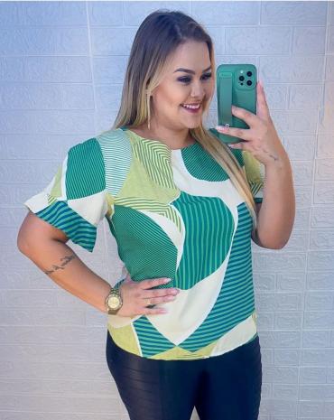 blusa-plus-size-feminina-de-manguinha-em-viscose-atacado-rua-44-goiania 