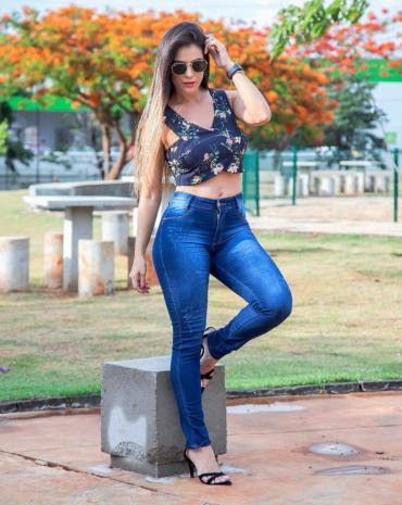 Calça Jeans Feminina Básica Cintura Alta Tradicional - Atacado Goiânia.