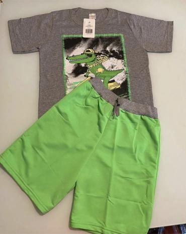 conjunto-masculino-infantil-bermuda-moletom-e-camiseta-estampada-atacado-rua-44-goiania 