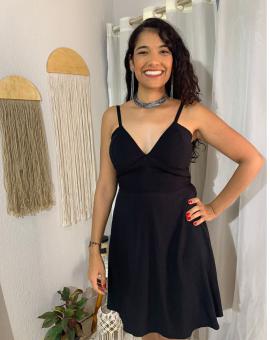 Vestido Curto Soltinho Preto de Alcinha