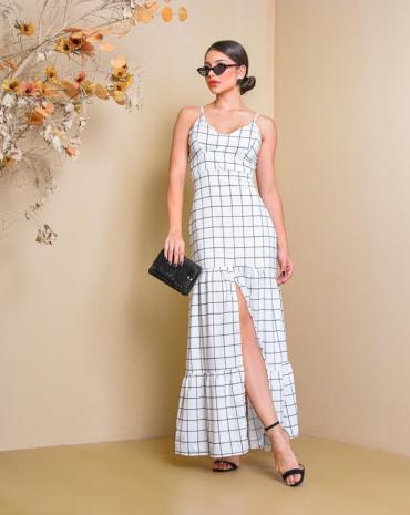 vestido-longo-branco-elegante-com-fenda-na-frente-atacado-rua-44-goiania 