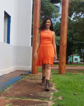 Vestido Soltinho Liso em Viscose com Babado