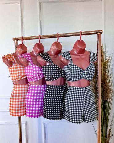 conjunto-xadrez-feminino-short-e-cropped-atacado-rua-44-goiania 