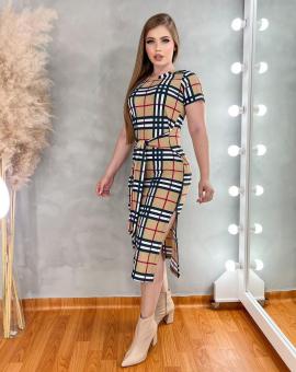 Vestido Midi Xadrez com Fenda Lateral