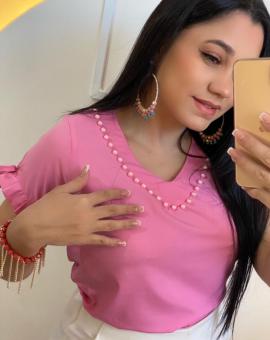 Blusinha Feminina de Manguinha com Pérolas