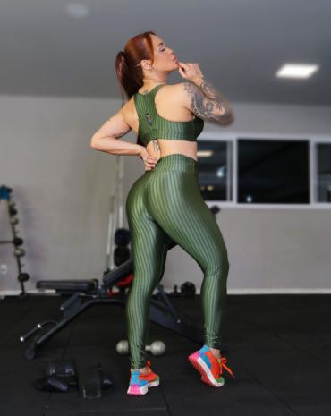 conjunto-fitness-calca-legging-e-top-poliamida-atacado-rua-44-goiania 