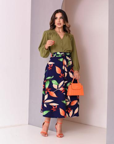 blusa-feminina-manga-longa-com-botoes-crepe-de-seda-atacado-rua-44-goiania 