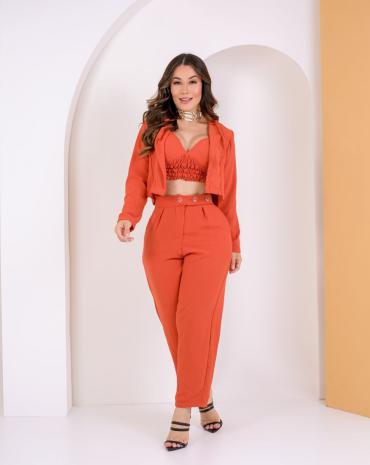 conjunto-elegante-calca-cropped-e-blazer-crepe-dunas-atacado-rua-44-goiania 