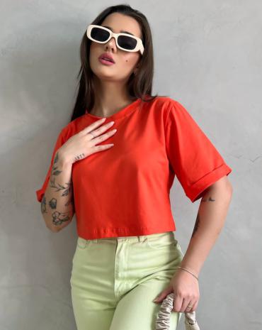 t-shirt-feminina-basica-estilosa-atacado-rua-44-goiania 