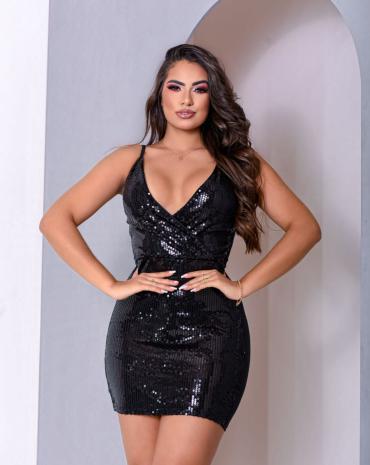 vestidinho-preto-decotado-paete-atacado-rua-44-goiania 